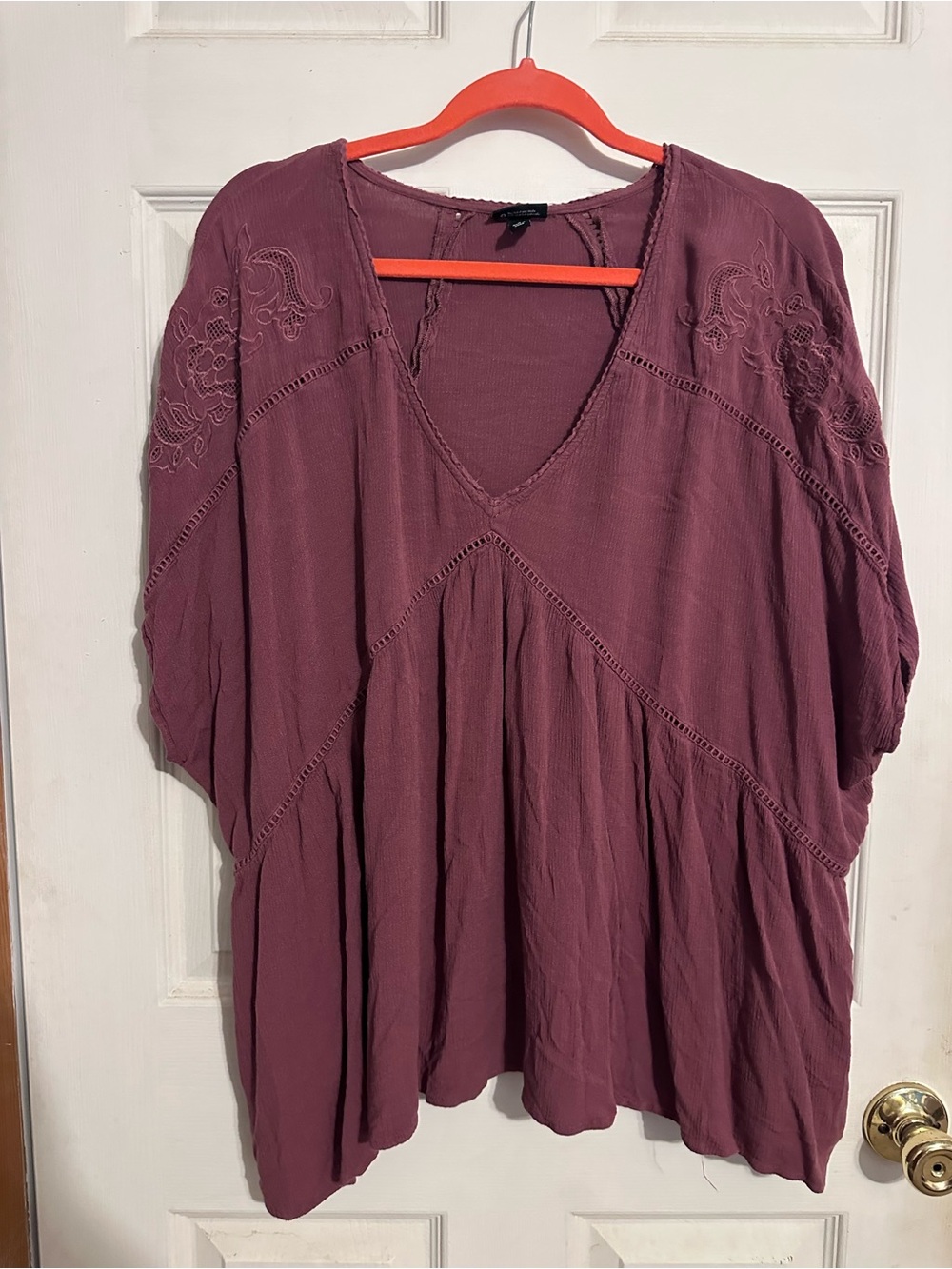 Torrid V-Neck Embroidered Peasant Top - Mauve